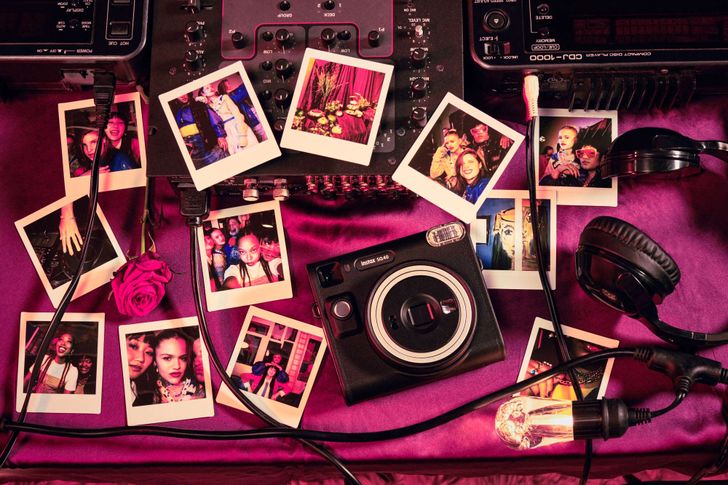 17_squaresq40x-seriesjpegs