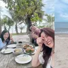 ส่องภาพน่ารัก "ใบเฟิร์น" ทริปเที่ยวทะเลกับครอบครัว "นาย ณภัทร" กดถูกใจ